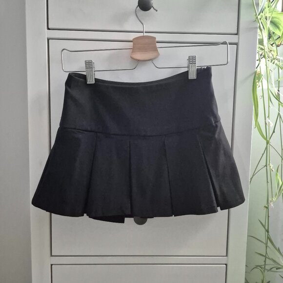 GARAGE MINISKORT - Picture 1 of 3